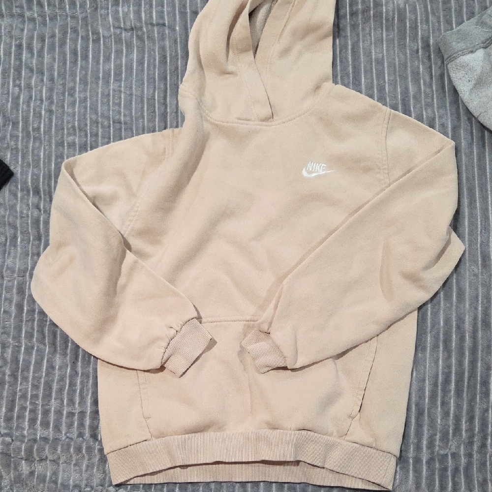 Boys XL Nike Light Tan Hoodie - Tag Fell Off, But Brand New!